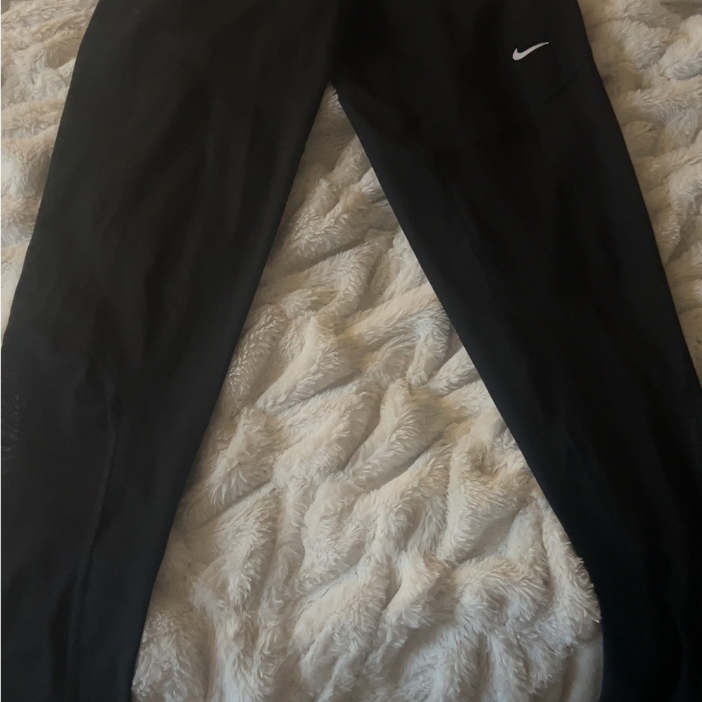 Nike Black Athletic leggings with mesh